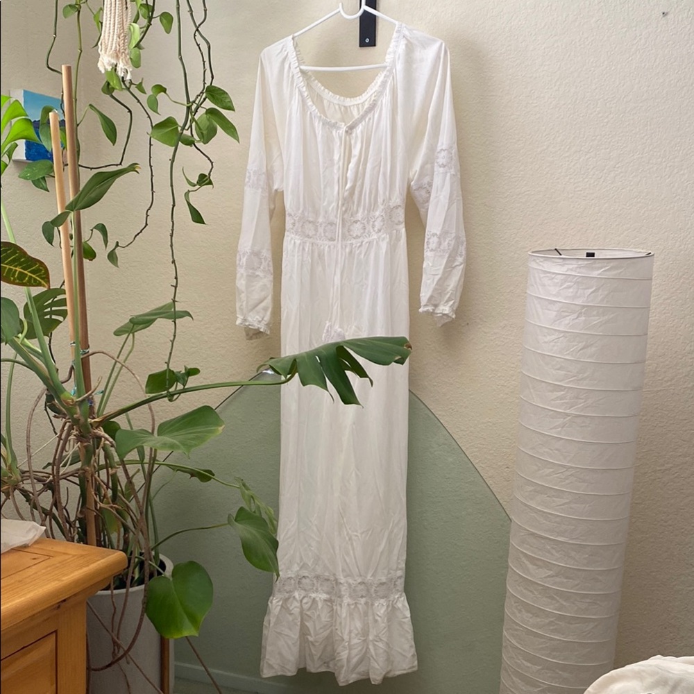 Boho prarie dress off the shoulder White Long Sleeve Dress